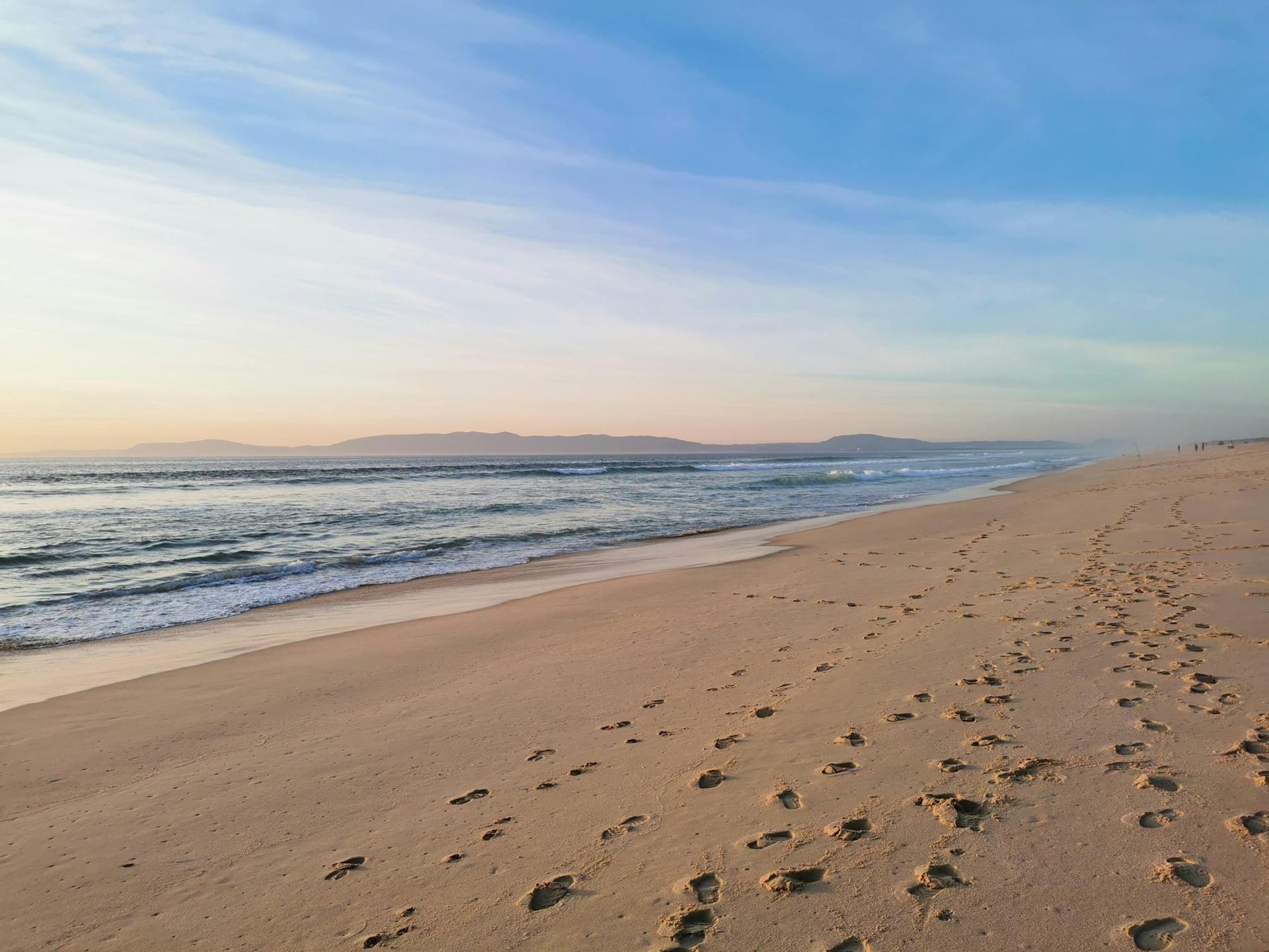 Plage de Comporta au coucher de soleil, Portugal