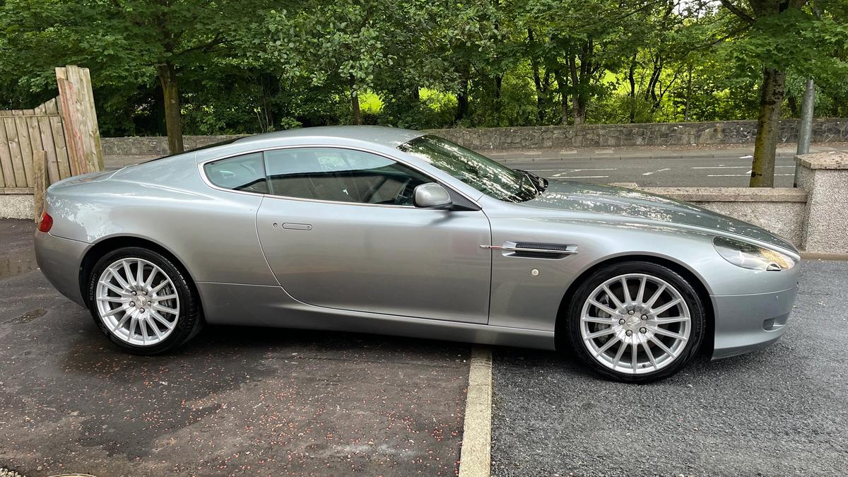 Beautiful Aston DB9 V12