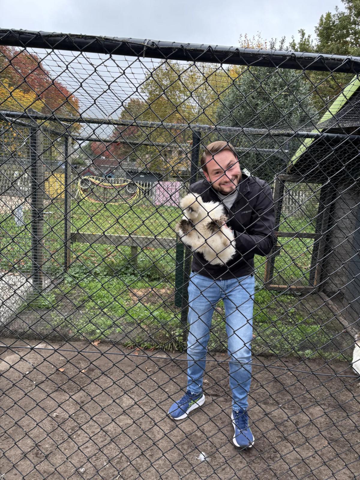 Maatschappelijk teamuitje van Klusdag op de kinderboerderij met Nextview