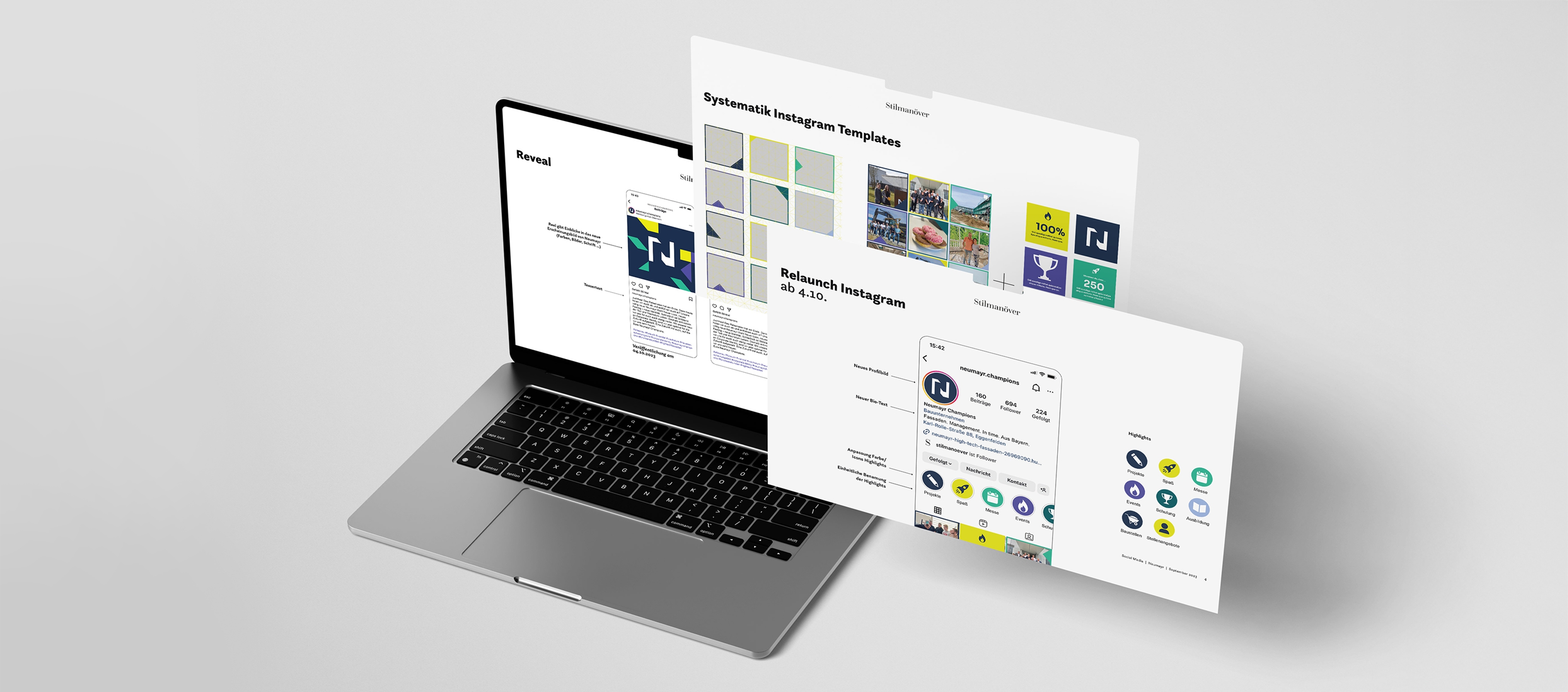 Laptop mit zwei zusätzlichen Screens des Social Media Styleguides