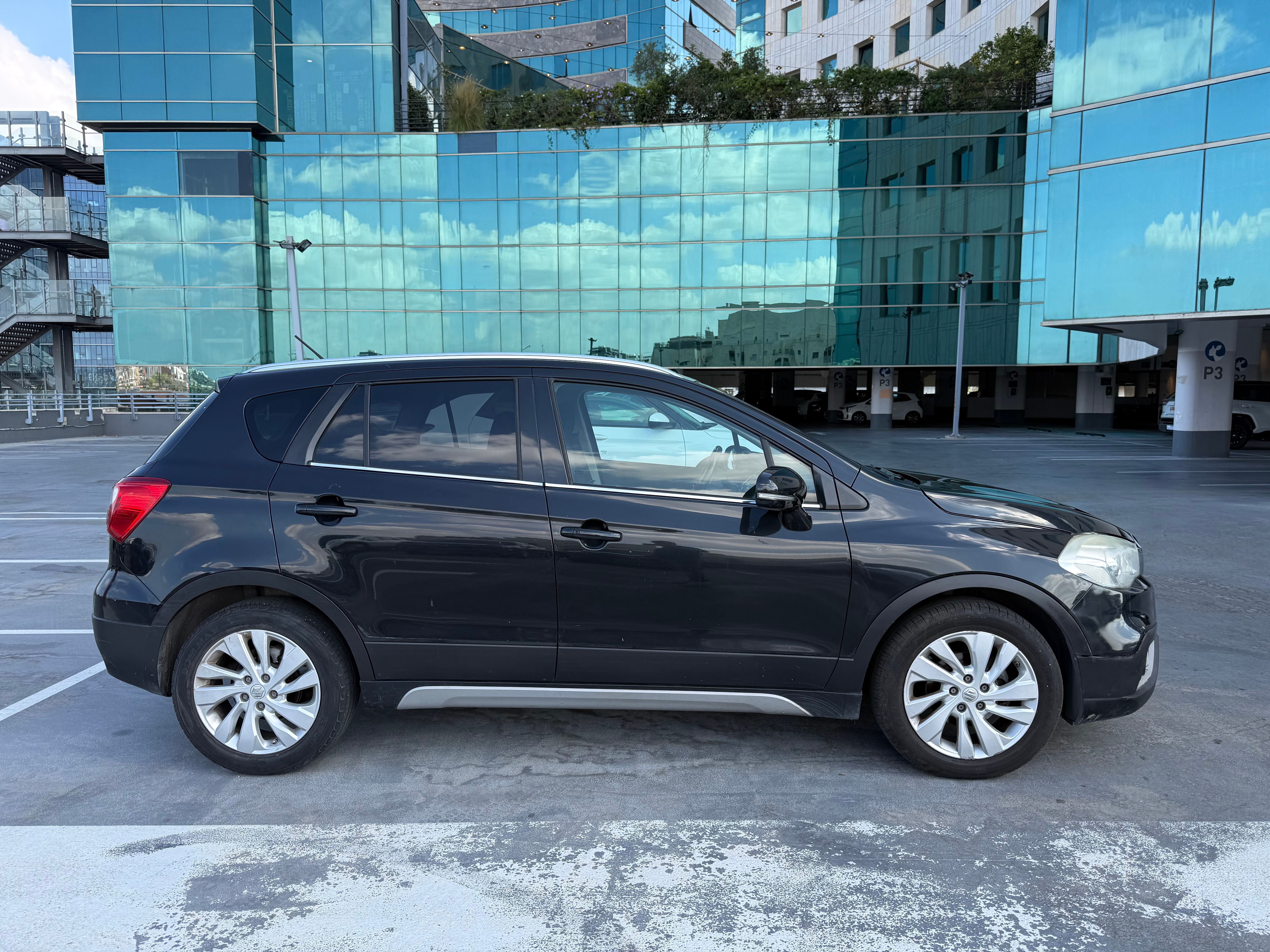 Suzuki Crossover