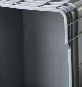 smooth interior walls allows for easy cleaning
