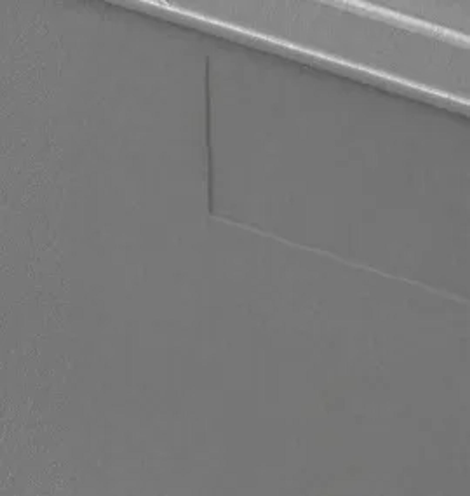 Smooth outer walls for easy cleaning