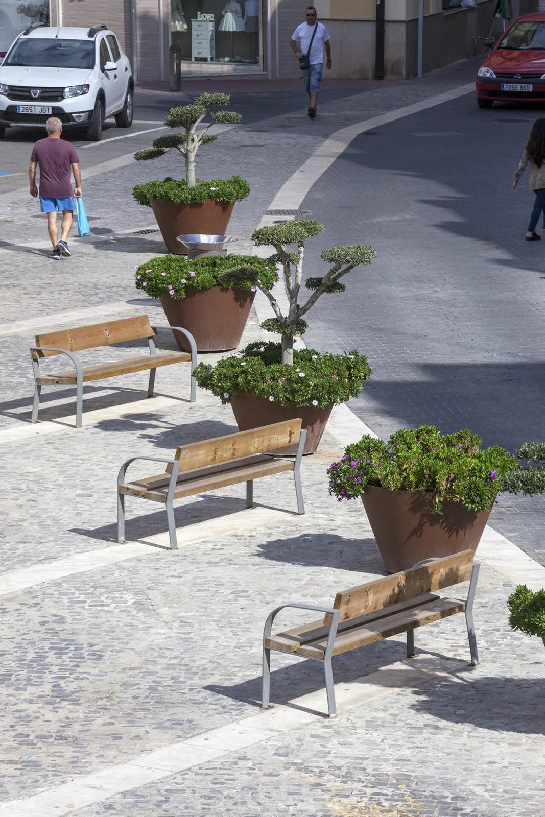 PLAÇA DEL POBLE, SILLA, ES