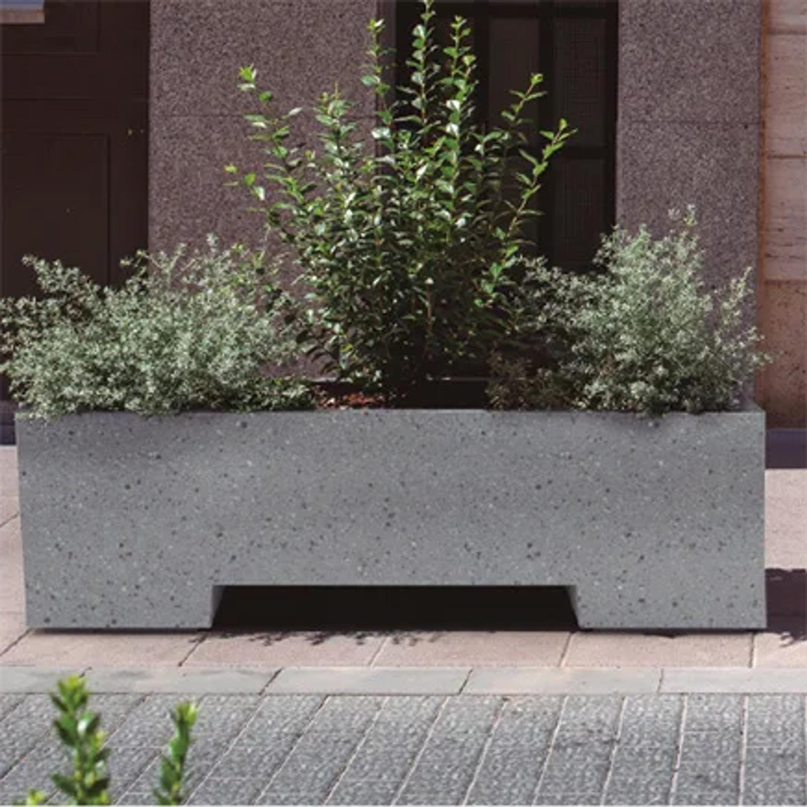 Move Planter