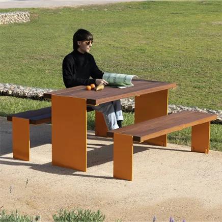 Mook Table