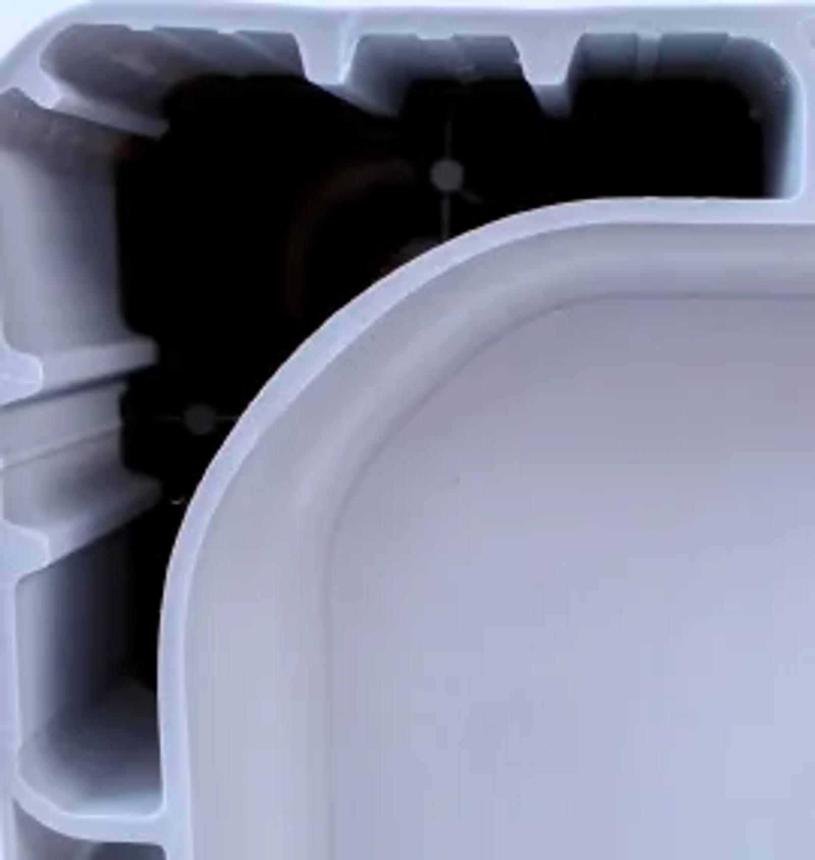 increased stability thanks to structurally optimised internal construction of the supporting columns