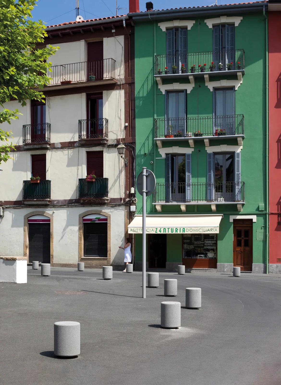 PLAZA URDANIBIA, IRÚN, GUIPÚZCOA, ES