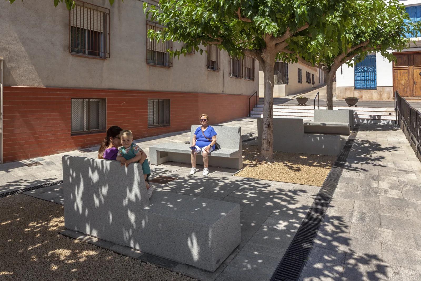 PLAÇA DE LA FONT CALDA, VILLAVELLA, ES