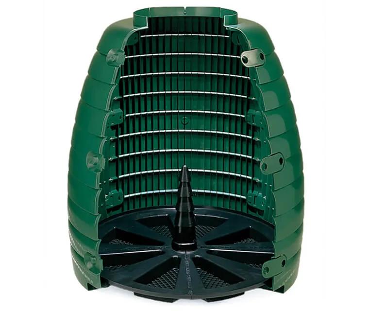 The special configuration of the sides, which prevents rainwater from seeping in, allows for perfect aeration thanks to the horizontal aeration slits.