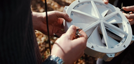 GIGA - Portable Wind Turbine for USB Charging