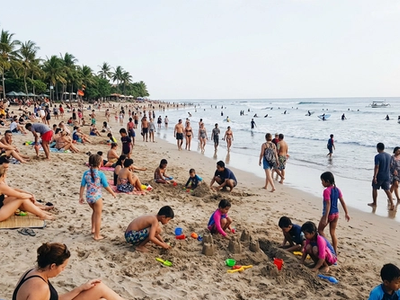Is Bali busy during school holidays?