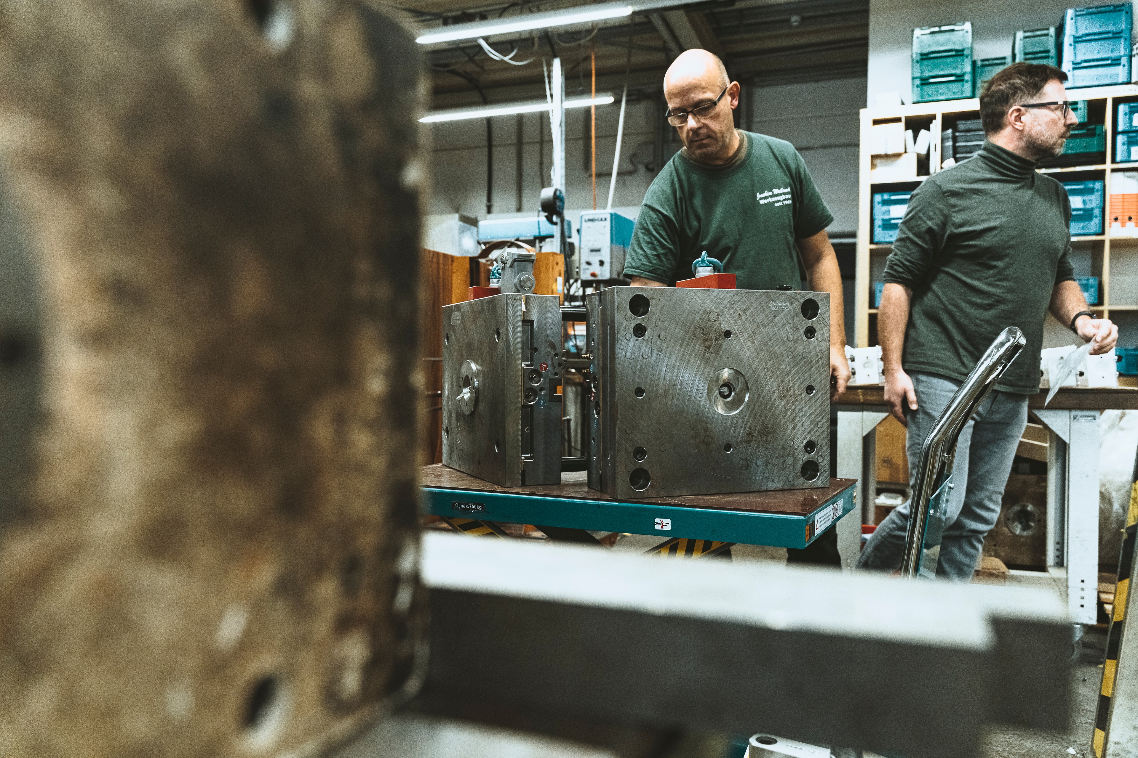 Weiland Werkzeugbau contact — company building in Hoppegarten