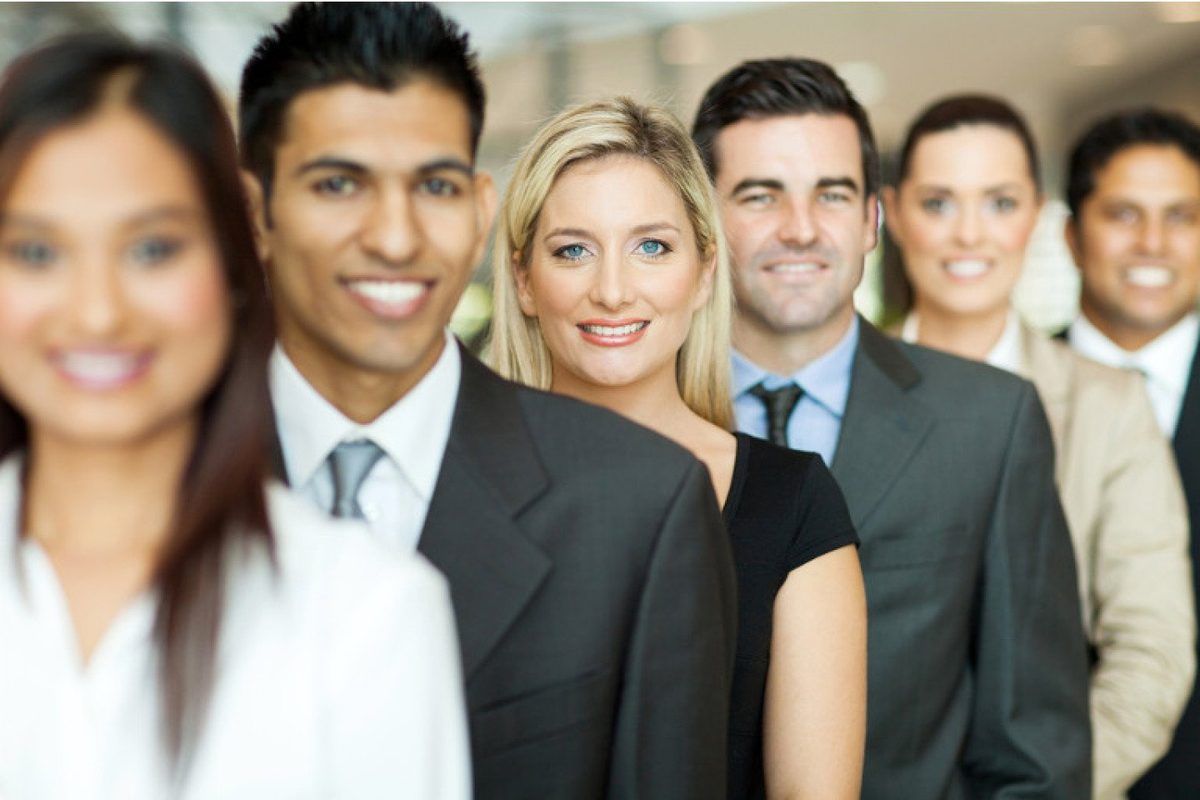 The advantages of being a multilingual financial broker