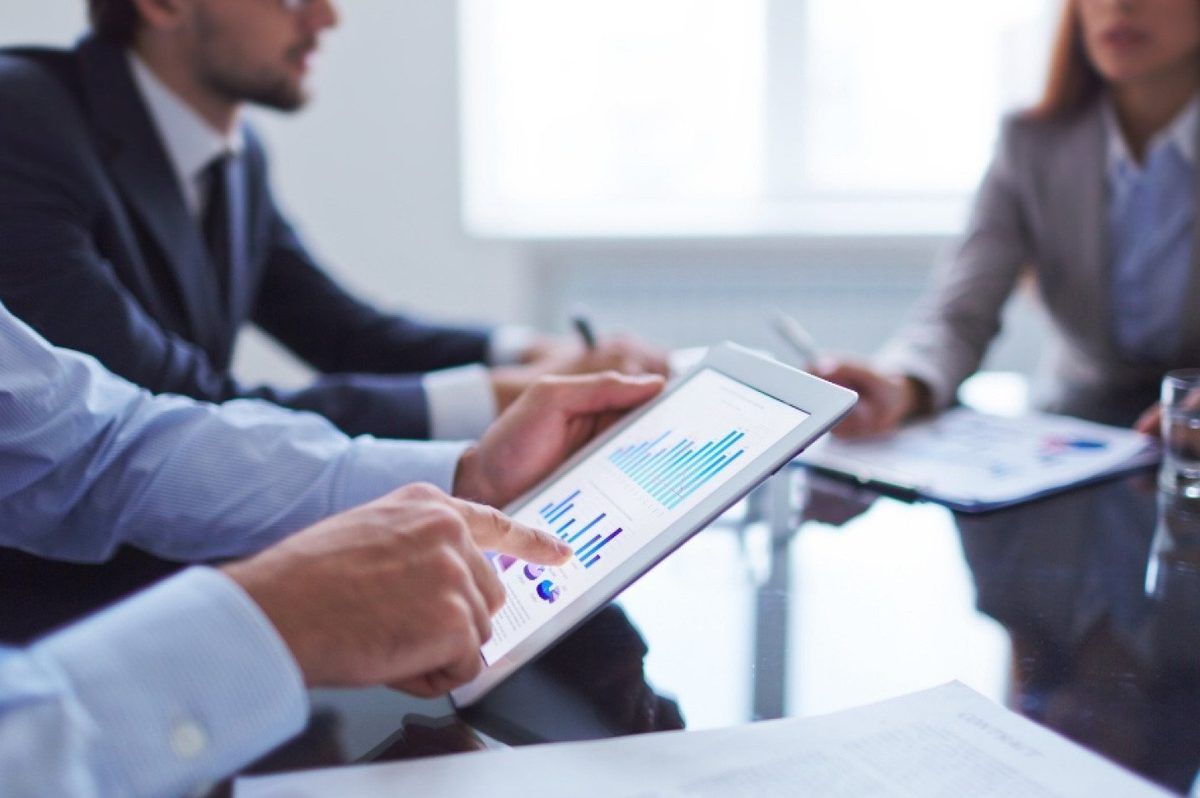 How non-correlated assets can add resilience, reduce risk and boost returns of an investment portfolio