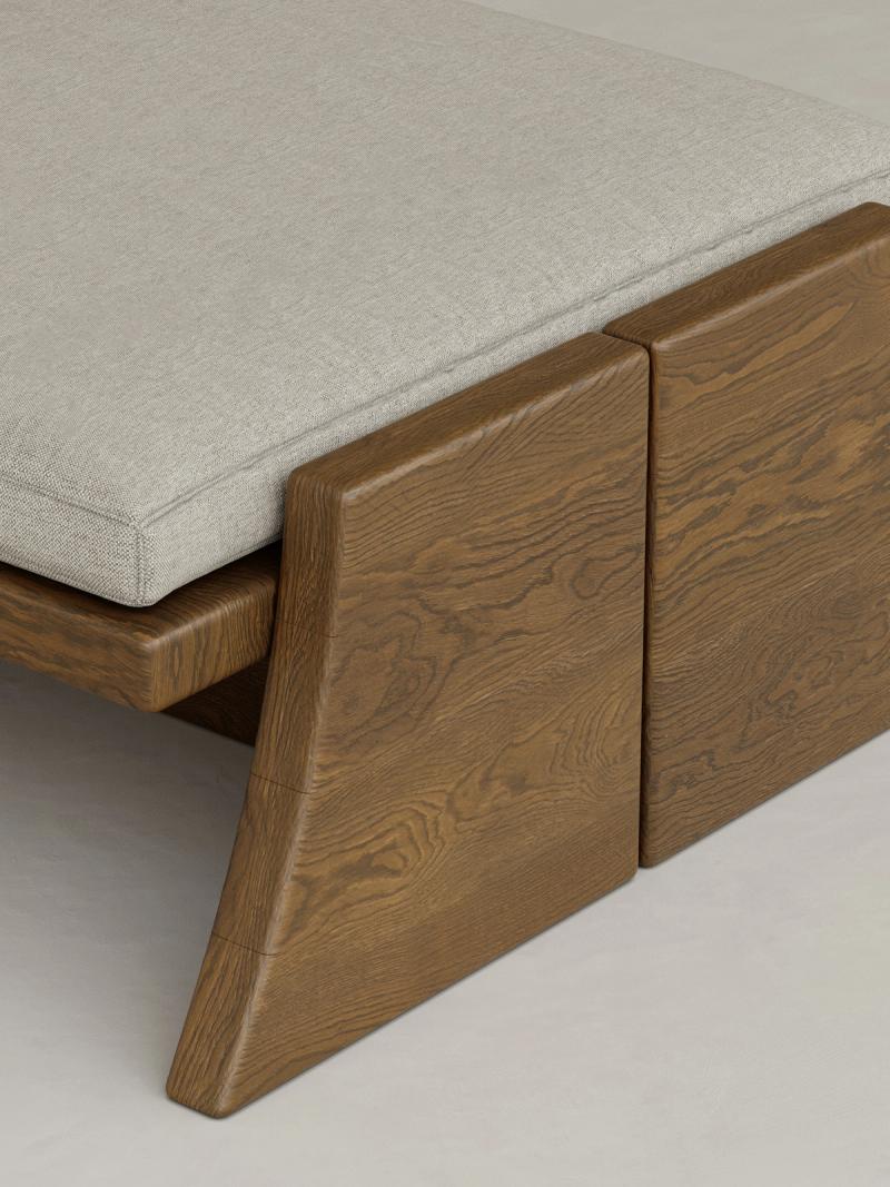 galerie-nainoa-tako-wood-fabric-pouf