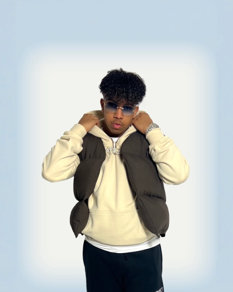 AYO B
