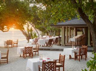 Raabondhi Restaurant at Royal Island