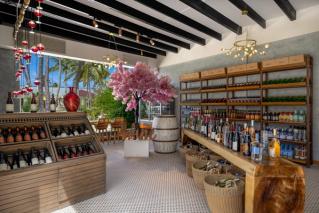 OBLU Xperience Ailafushi The Wine, Coffee & Pastry Shop at La Promenade