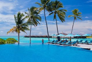 Anatara Veli Maldives Swimming Pool