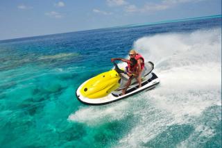 Bandos Maldives Water Sports