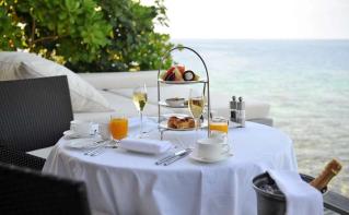 Park Hyatt Maldives Hadahaa In-Villa Dining