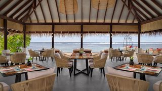 Anantara Veli Maldives Dhoni Bar