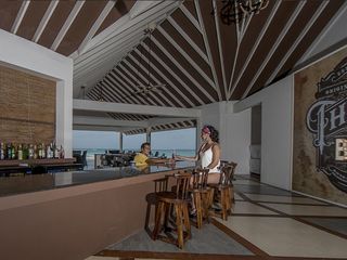 Hondaafushi Island Resort Thila Bar