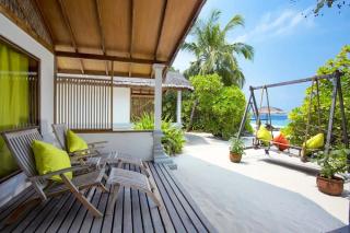 Reethi Beach Deluxe Sunset Villa