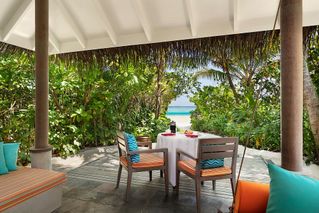 Anantara Dhigu Sunrise Beach Villa