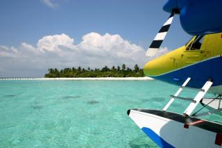 Maldives - Seaplane or Speedboat? Which is Better?