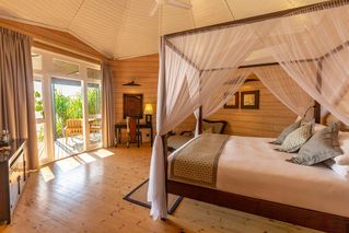 Komandoo Island Resort Jacuzzi Beach Villa