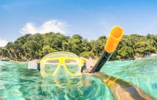 Snorkelling in the Maldives