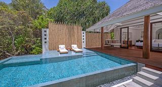 Anantara Kihavah Beach Pool Villa