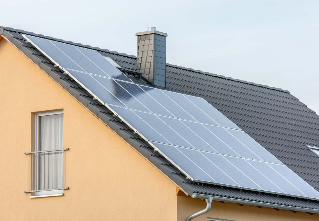 cuántas placas solares necesito para una casa