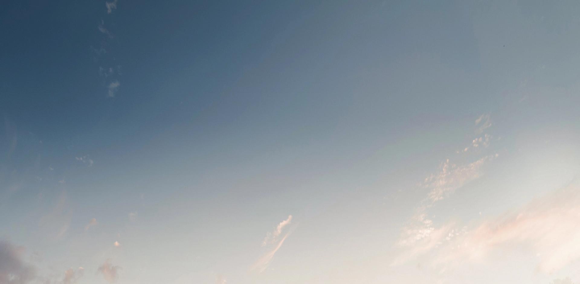 Svea solar - blue sky image