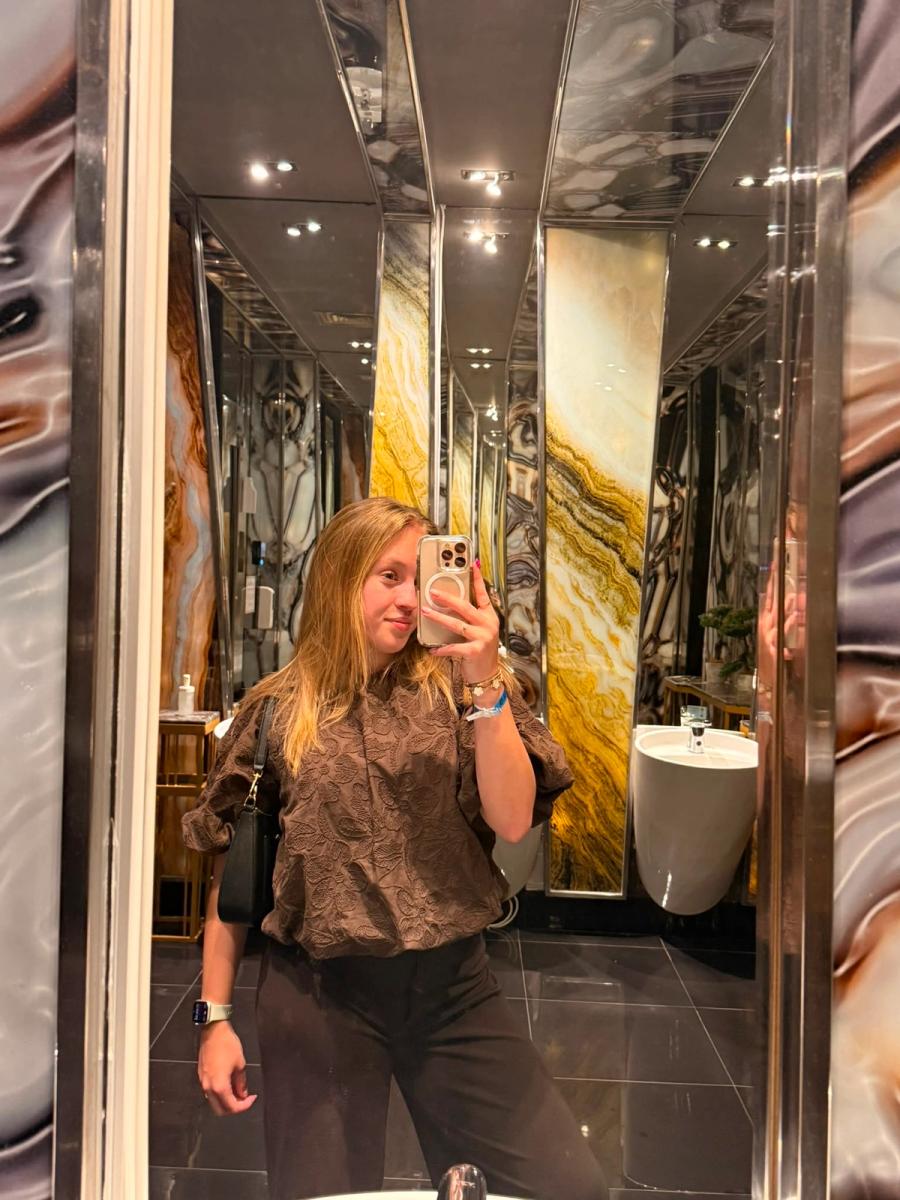 Isa  Schoon