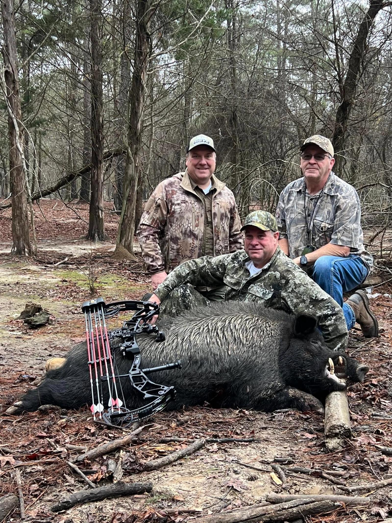 Bow Hog Hunt at Boggy Creek Outfitters in Bivins, Texas