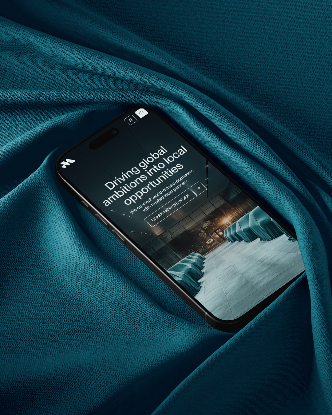 Maxwell International homepage hero on mobile, designed and developed by VX.STUDIO, introducing the company’s global EV trade services.