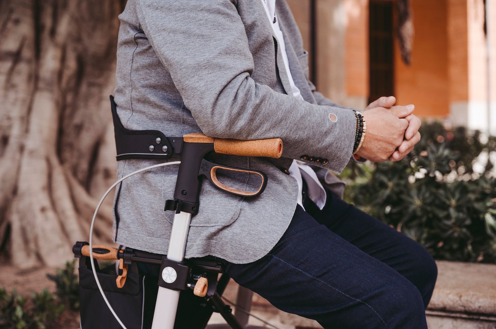 Active Lyng lett terrengrullator - har sete og ryggstøtte