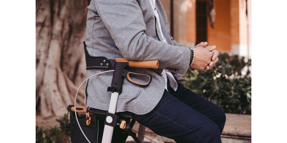 Active Lyng lett terrengrullator - har sete og ryggstøtte