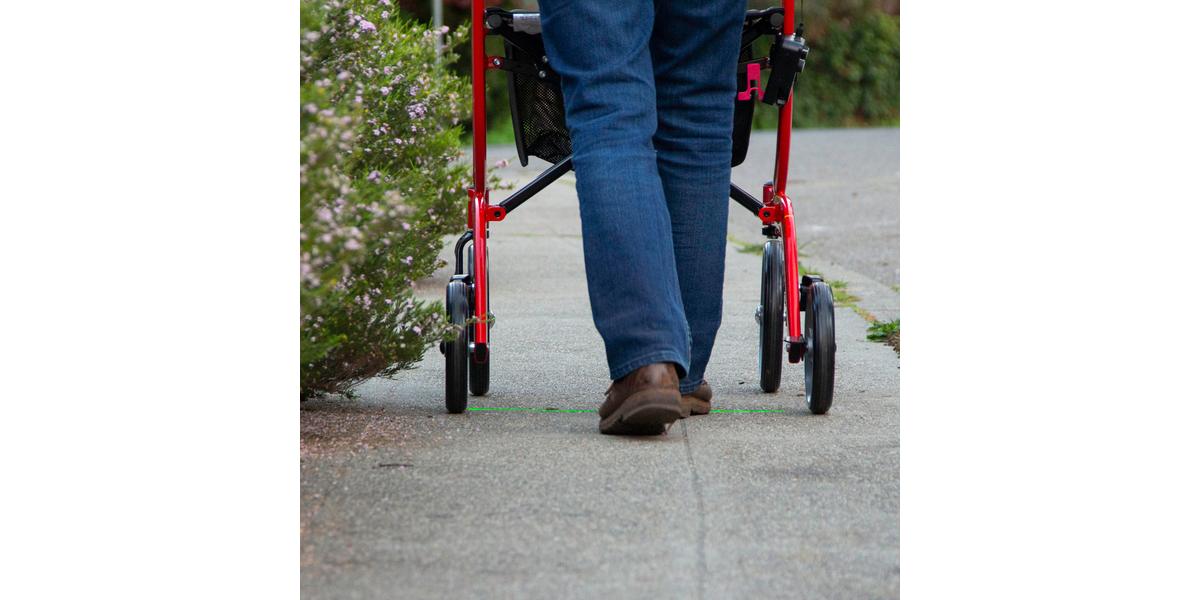 Parkinson GO! Monteres enkelt på krykker, stokk eller rullator