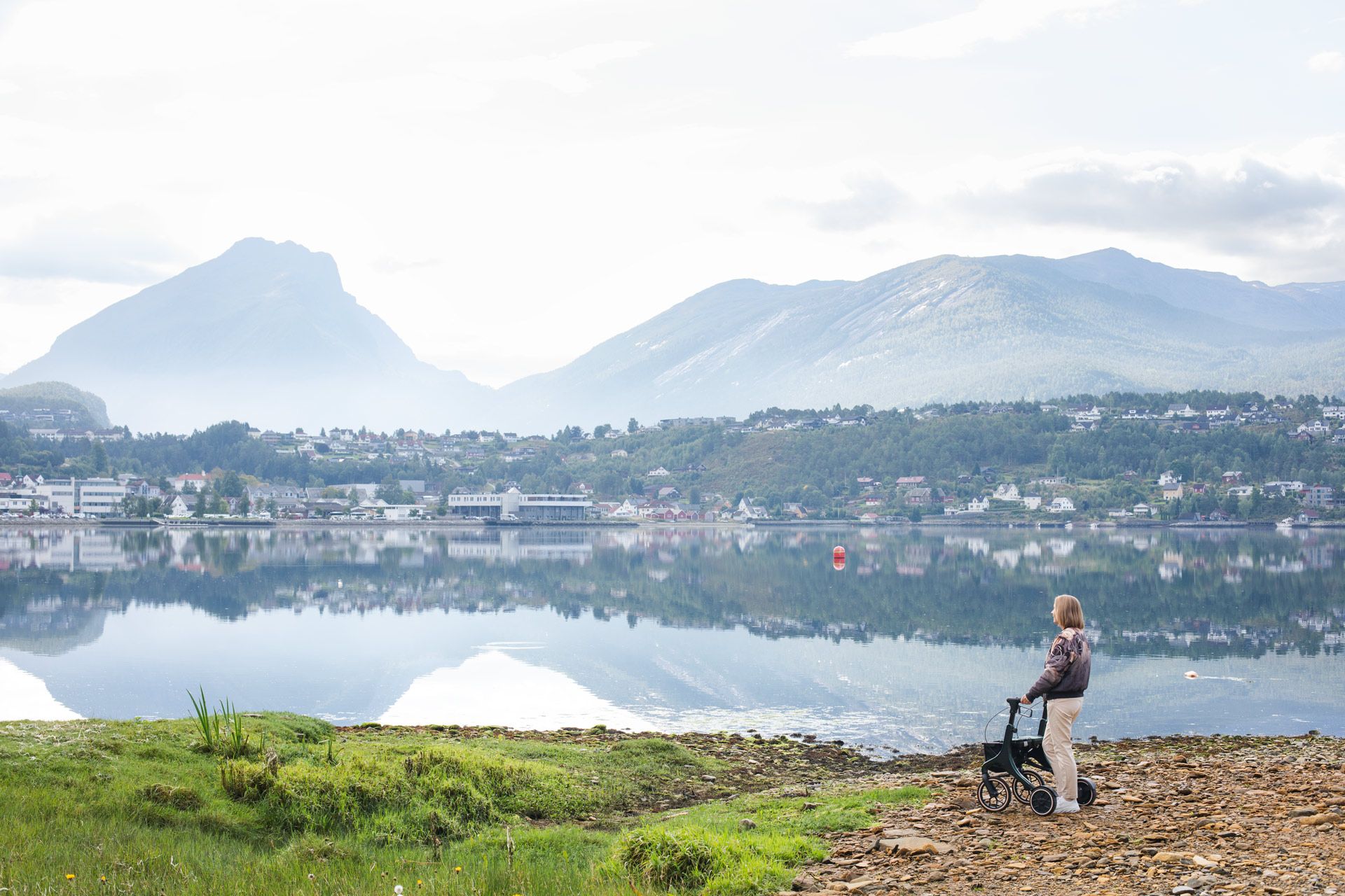 Active Ello rullator med elektrisk fremdrift