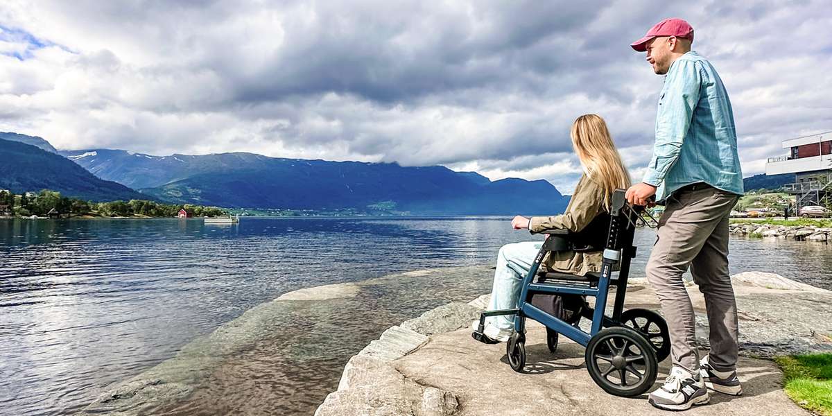 Active Prestige 2 i 1 Rullestolrullator - kombinert rullator & rullestol