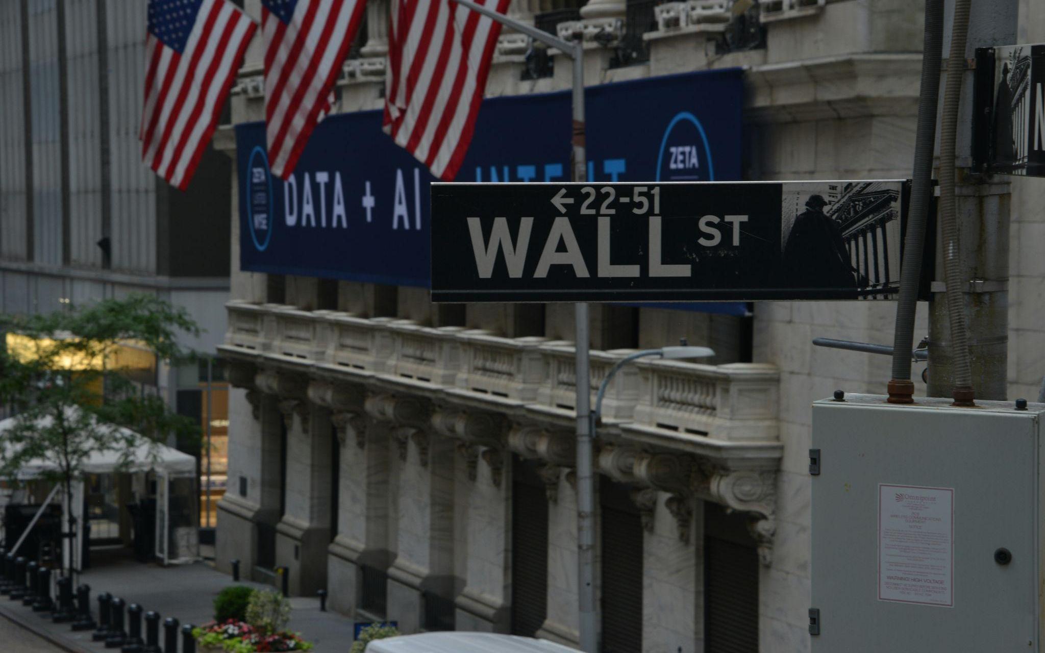Inside Investment Banking: The Reality Behind the High Pay and Prestige