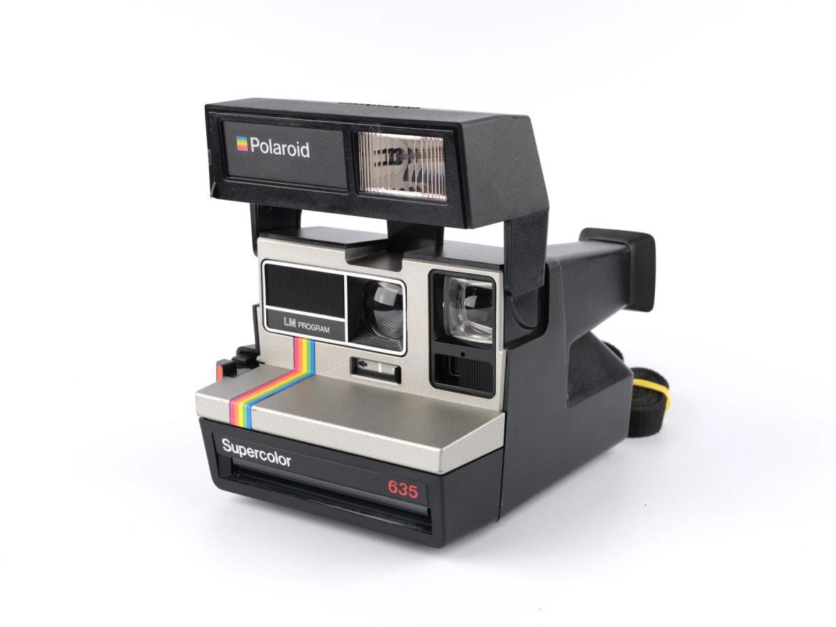 Polaroid 600 series camera 7
