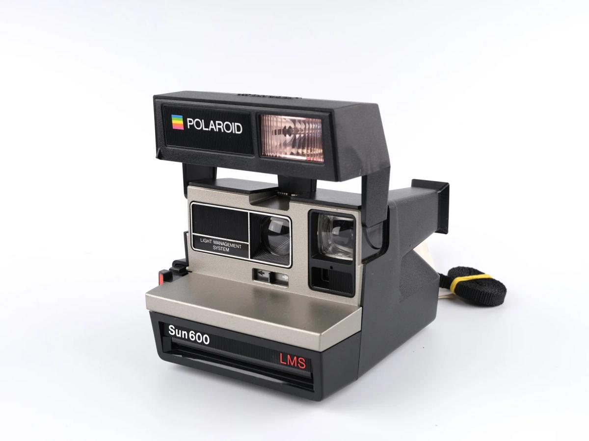 Polaroid 600 series camera 2