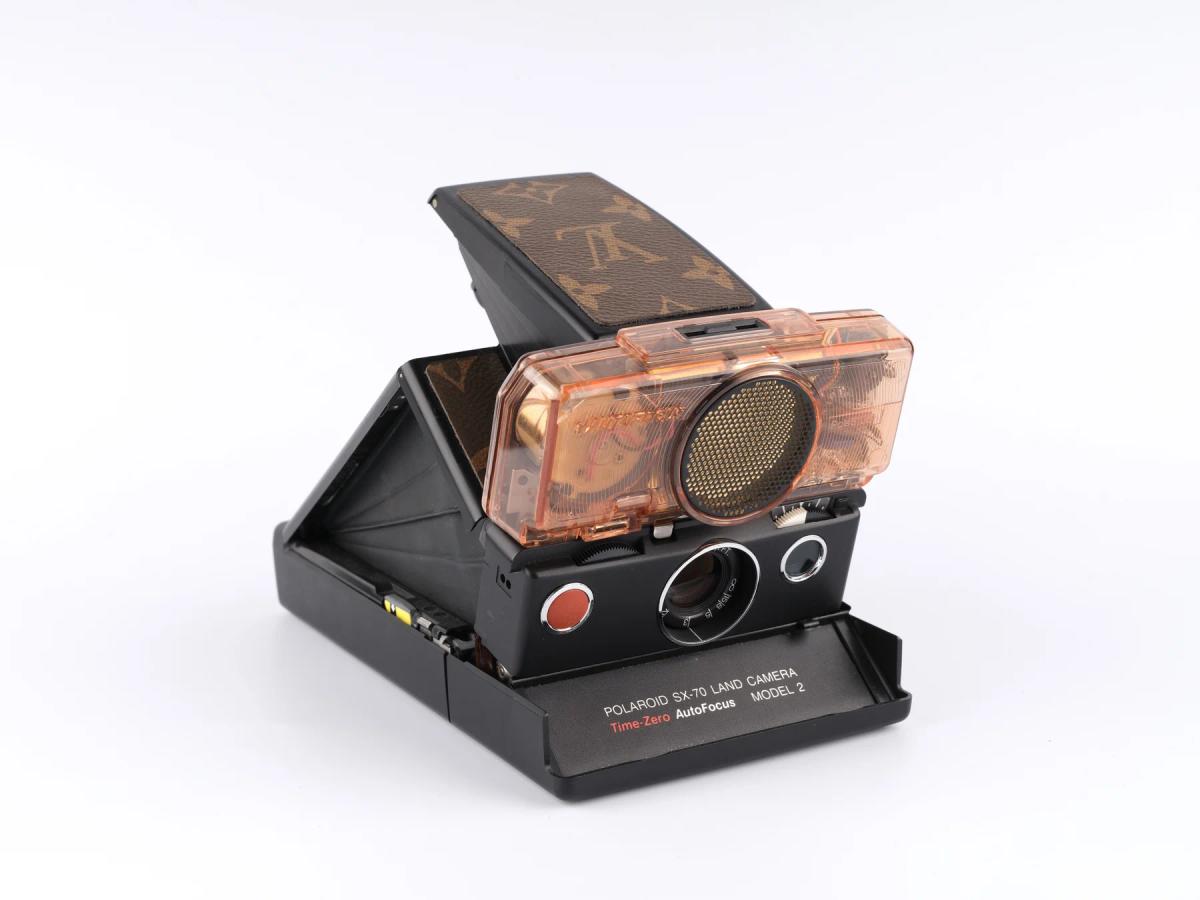 Polaroid SX-70 camera 7
