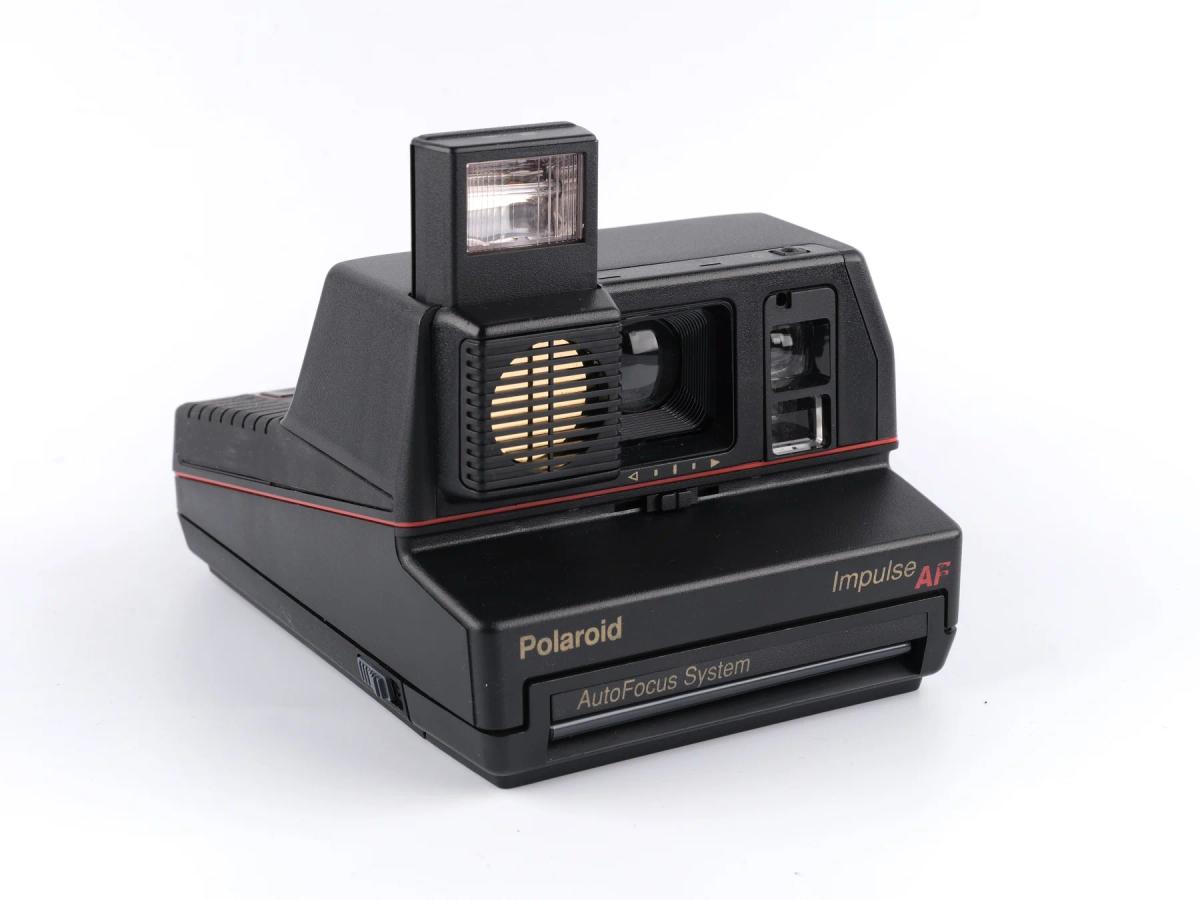Polaroid 600 series camera 12