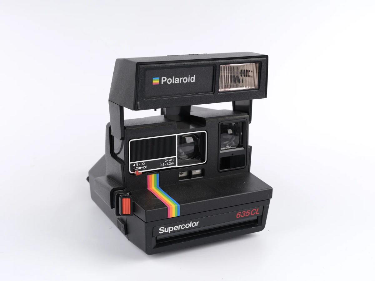Polaroid 600 series camera 3